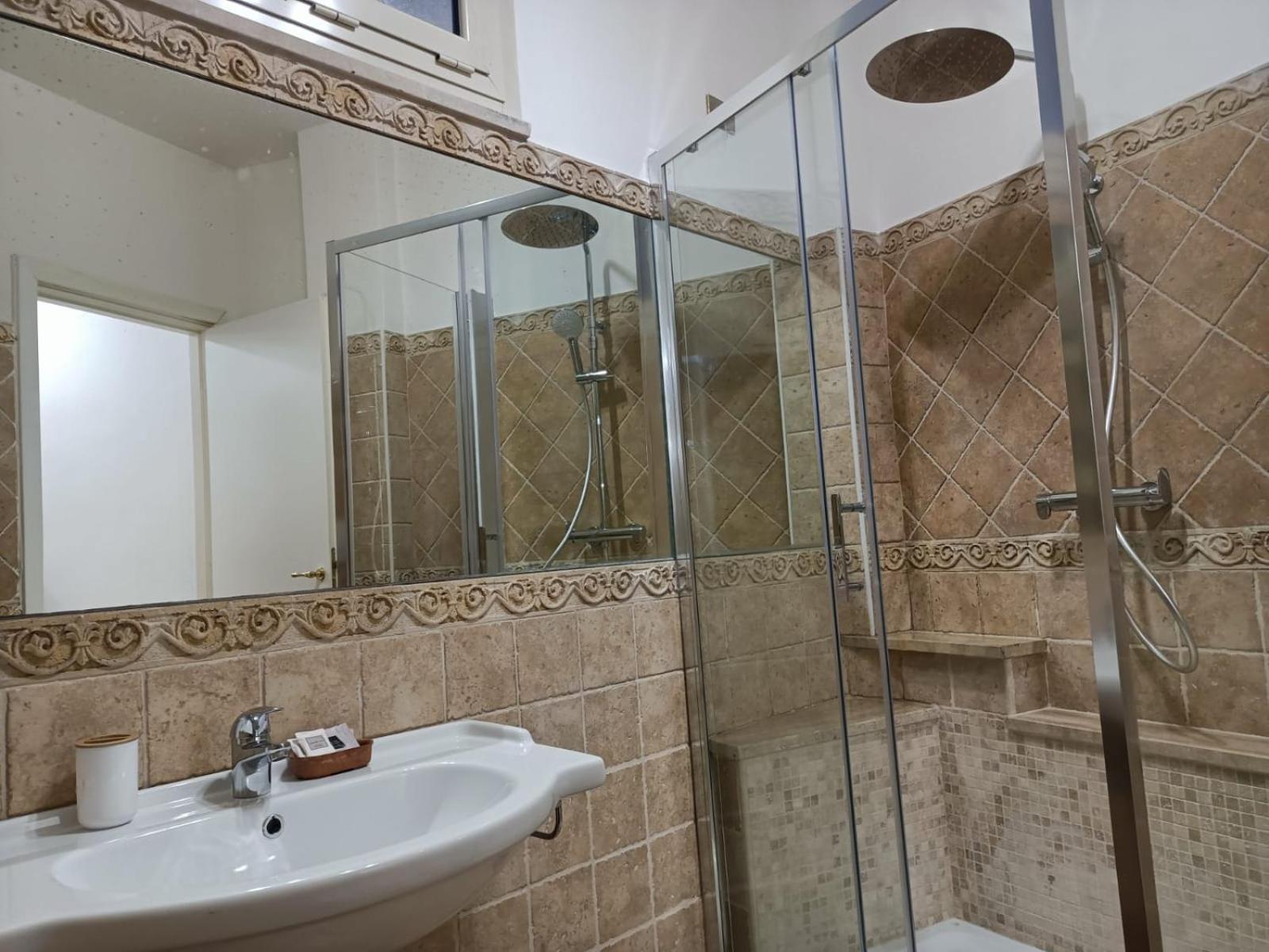 Rione Monti & Cavour Apartment Roma Exterior foto